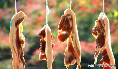 ​正常腌肉10斤肉多少盐？记住比例，咸香好吃，放1年不霉不臭