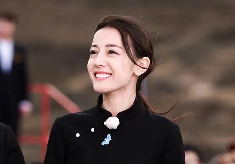 怎么追白富美?三和大神逆袭的恋爱之路1