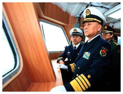 他19岁参军,62岁晋升上将,72岁任海军总司令,现在更牛