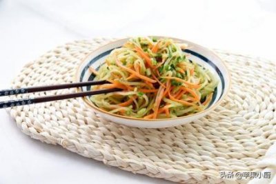 ​怎样吃火锅才健康？选择什么样的锅底火锅汤