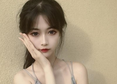 故事:男子路过山洞,发现里面有一个受伤的老头和一个年轻尼姑