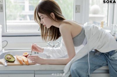 ​故事：第一次相亲，对方故意让我出丑，后来竟主动倒贴嫁给我
