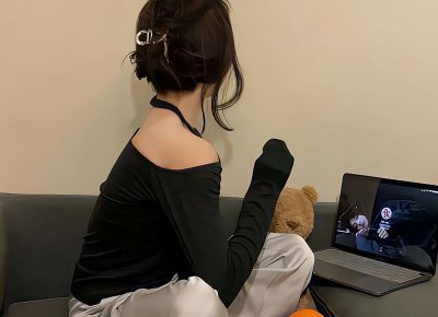 ​校园爱情故事（校园里很甜的九个爱情故事）