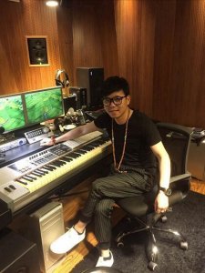 ​知名歌手许嘉文新歌、神曲不断自爆做音乐人太累