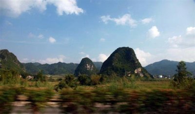 ​友谊关景区位于广西自治区凭祥市旧称镇南关也是我国九大名关之一