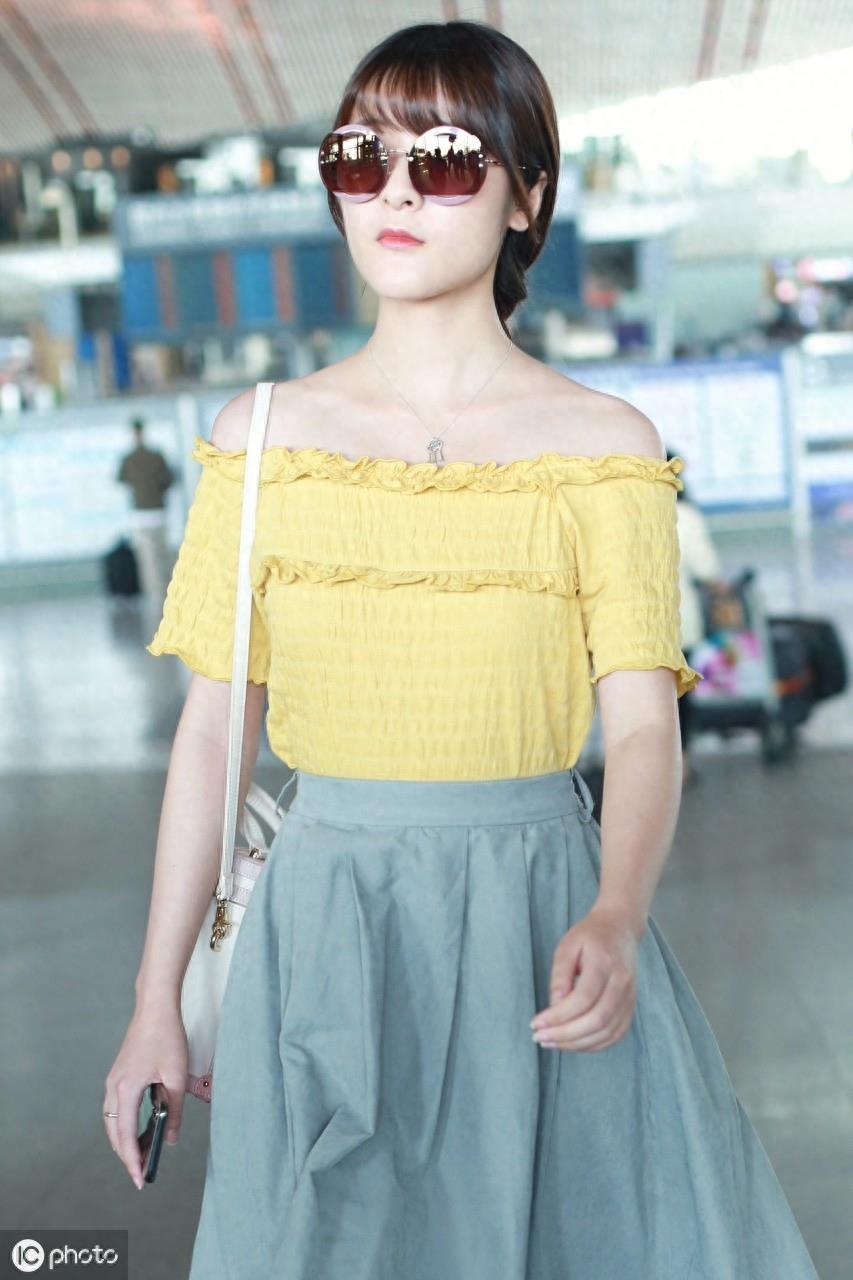 《长江七号》里扮演星爷的儿子——徐娇,“90后四小花旦”