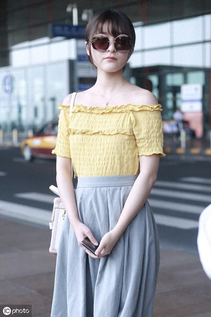 《长江七号》里扮演星爷的儿子——徐娇,“90后四小花旦”