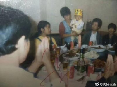 ​京剧神童陶阳迎20岁生日，郭德纲为了他两天要“打”4个人