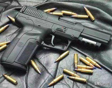 ​精品手枪：FN57半自动手枪