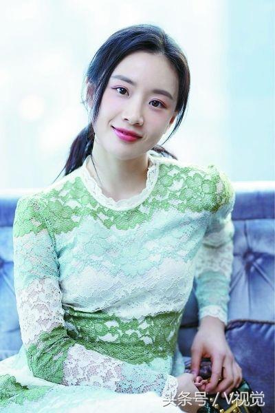 刘诗诗在《黎明决战》中饰 宋红菱