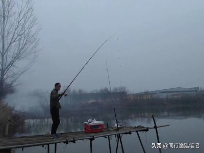 ​鱼钩的导航者:串钩、通心、翻板铅坠的应用优势和选择技巧