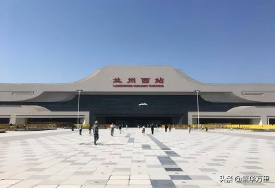 ​陕甘总督拥有8万多军队，长期驻跸西安，为何迁到了兰州？