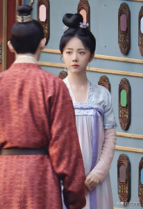 ​谭松韵首部一番古装剧来袭，搭档郑业成主演《蜀锦人家》