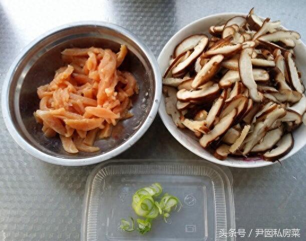 私房菜之香菇炒鸡胸家常做法