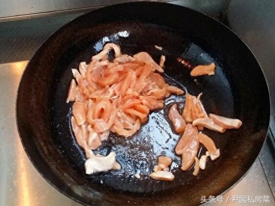 私房菜之香菇炒鸡胸家常做法