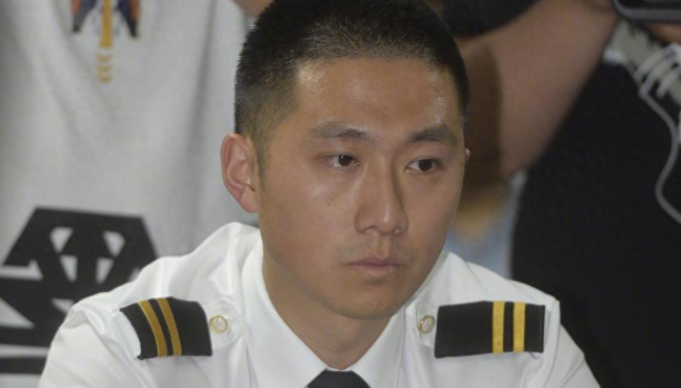 “英雄机组”——中国民航的骄傲