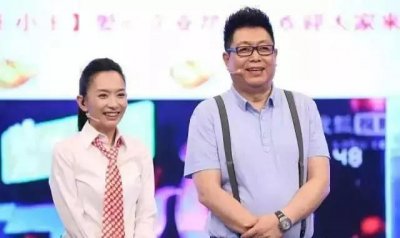 ​主持人王芳，嫁大15岁丈夫，怀孕8个月还在工作
