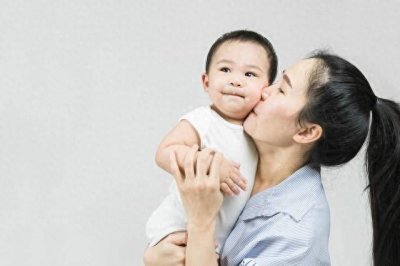 ​一个单身母亲与孝心儿子间的故事，感人程度超乎你的想象！