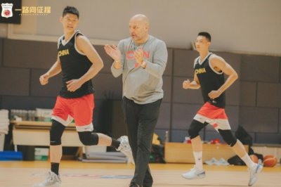 ​今晚七点半CCTV5直播！中国男篮大战哈萨克斯坦队，12人名单确定