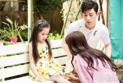 ​王亭文在《因为遇见你》饰演乐童，被称小戏骨，如今变得更漂亮了