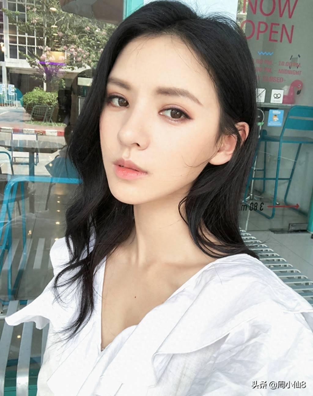 张予曦，影视女演员，被誉为“养眼美女”