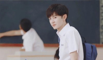 ​把陈哲远惨打在公屏上！两部电视剧无法播出，两个综艺也面临整改