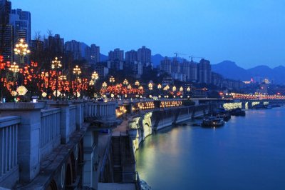 ​以图片对比，晒一晒重庆南滨路20余年的巨大变化