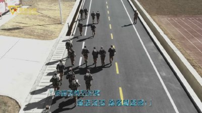 ​66秒航拍高原兵哥训练，每一帧都燃爆你的朋友圈！
