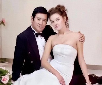 ​东北土豪甲继海：二婚娶20岁俄罗斯美女，结婚13年后，现状如何？