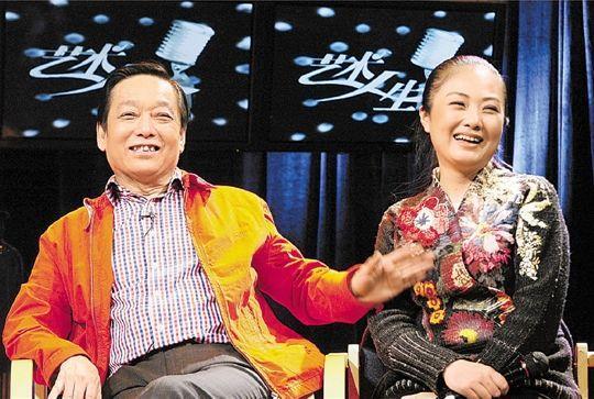 82岁山东籍画家喜得贵子，他给夫人画的179幅小画，暖爆了