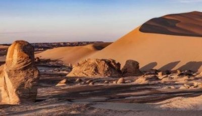 ​史上最小比基尼比拼大赛 最小比基尼比赛冠军