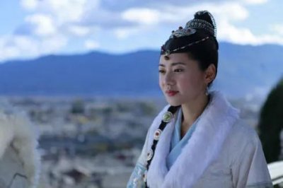​阿勒邱，那个介乎与人与神之间的女人