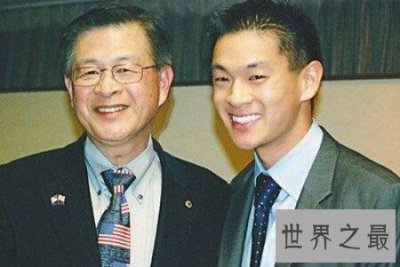 ​最年轻的市长的名字叫什么 有经验吗