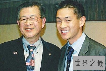 最年轻的市长的名字叫什么 有经验吗