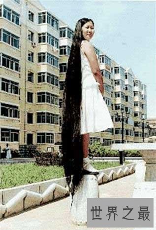 世界上胎毛最长的人,留9年长60厘米