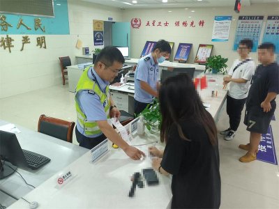 骑摩托车上高架拍视频“炫耀”,警方:收到