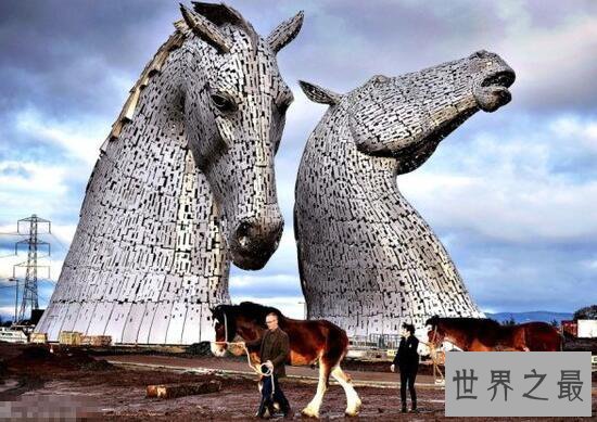 世界最大的马头雕塑,高30米耗资500万英镑