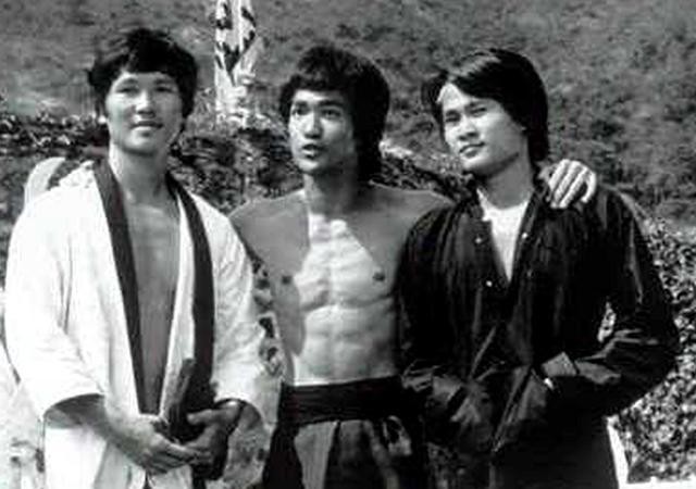 抖森疑遭性骚扰详细经过(抖森遭性骚女观众不雅举动)