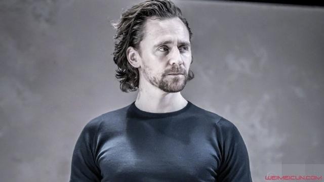 抖森疑遭性骚扰详细经过(抖森遭性骚女观众不雅举动)