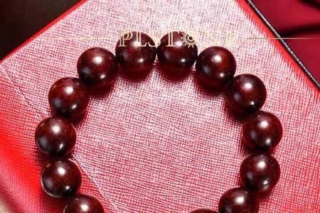 檀香紫檀和小叶紫檀的区别