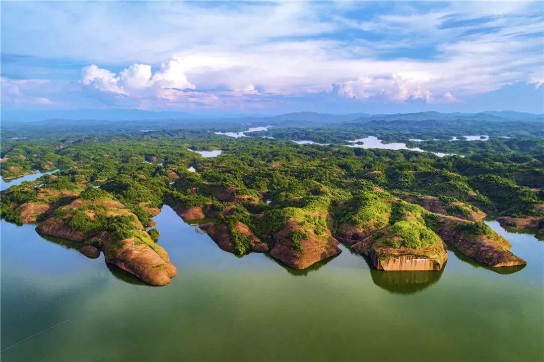 江西抚州市旅游景点有哪些(抚州著名的五大景点)