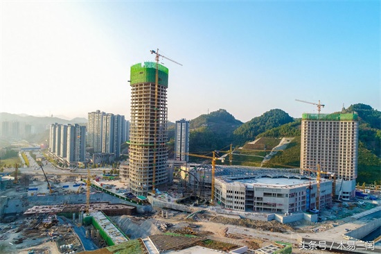 实拍建设中的渝贵高铁遵义东站,转折之城即将迈入高铁时代