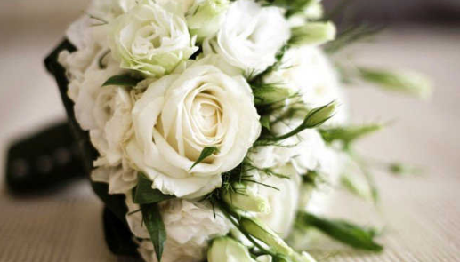 9朵玫瑰代表什么,9朵白玫瑰代表什么意思图1