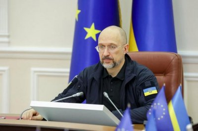 ​乌克兰从欧盟获得42亿欧元财政援助_ZAKER新闻