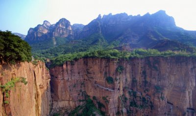 ​世界十大死亡公路排行榜（世界死亡公路在哪里）