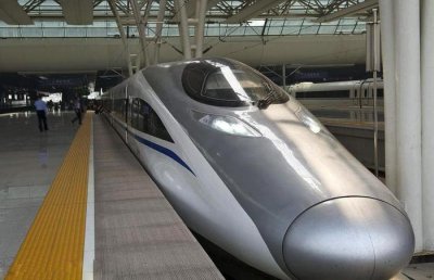 ​亚洲最大的火车站，全部在中国，有没有你的家乡