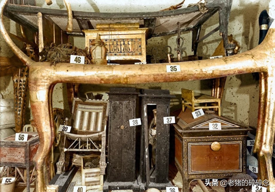 埃及金字塔内部的彩色老照片曝光，法老的宝贝遍地，图5是木乃伊