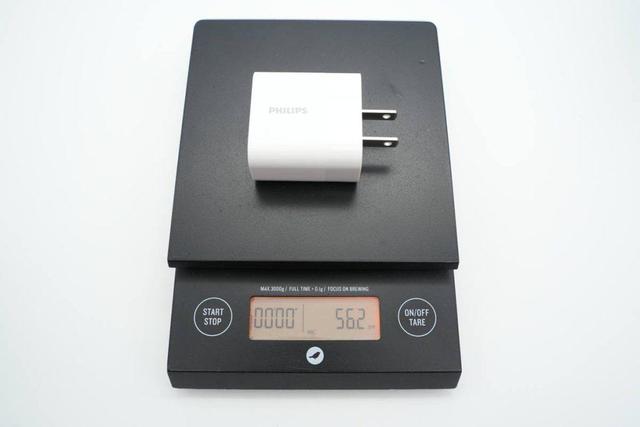 氮化镓30W充电器拆解（拆一款知名品牌30W双口充电器）(14)