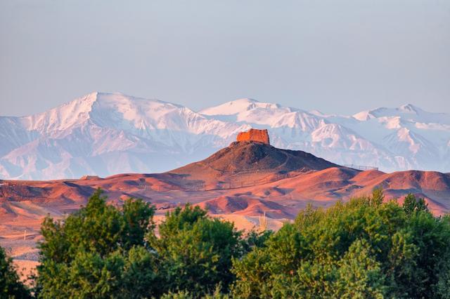 甘肃敦煌是在哪里（甘肃敦煌是一个什么样的地方）(19)