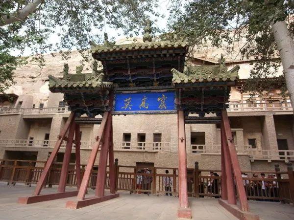 甘肃敦煌是在哪里（甘肃敦煌是一个什么样的地方）(6)